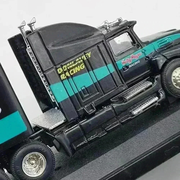 Vintage 1993 Racing Champions NASCAR Team Transporter Heilig Meyers Mike Wallace - Picture 5 of 15